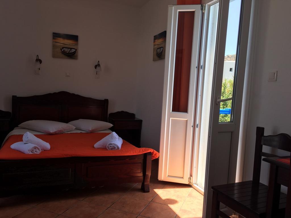 Anemos Apartments Ornos  Bagian luar foto