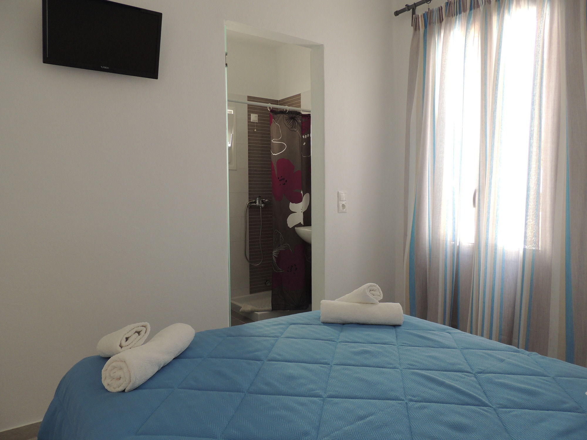 Anemos Apartments Ornos  Bagian luar foto